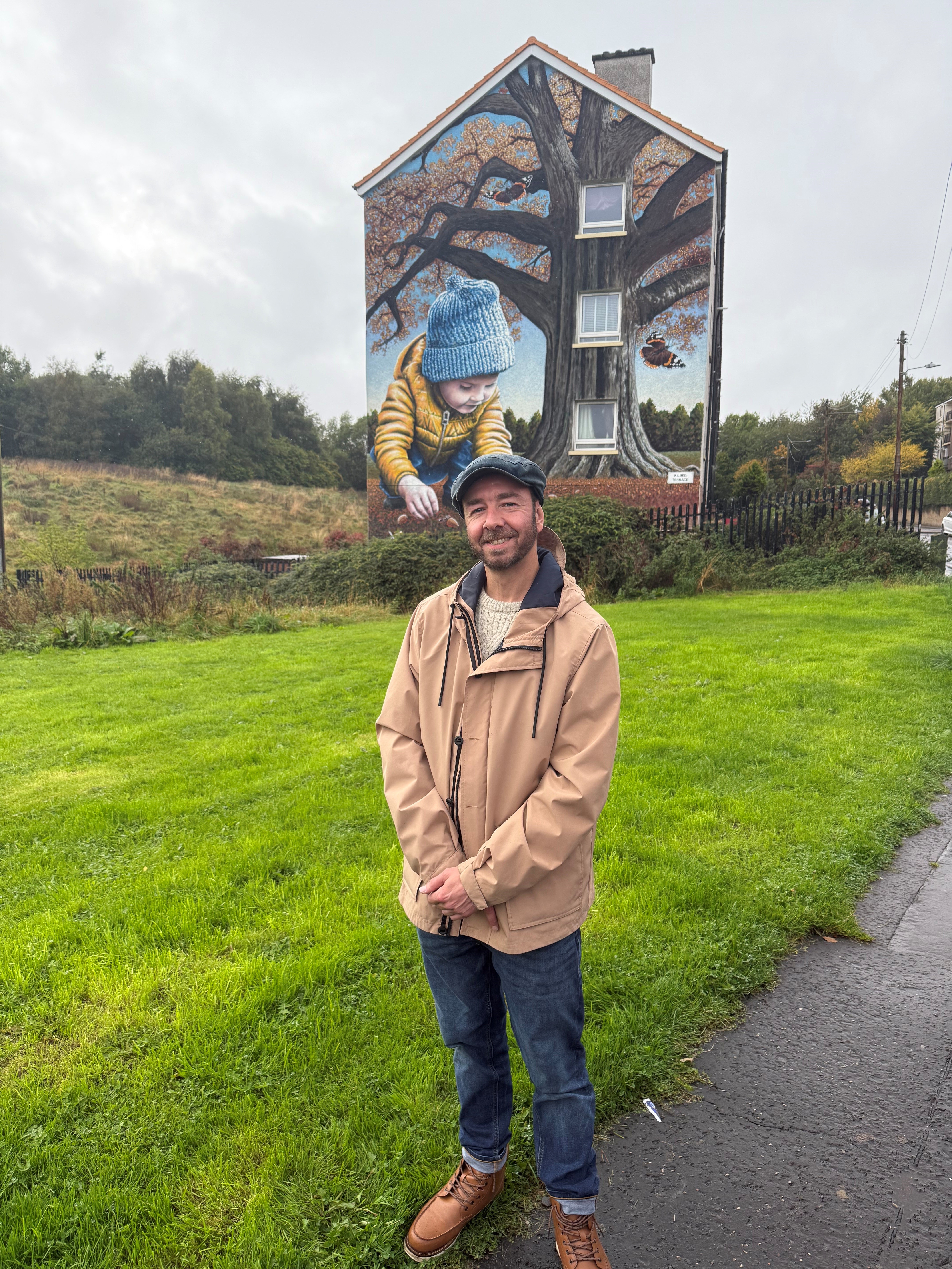 Glen Oaks Housing Association unveils new mural in Arden