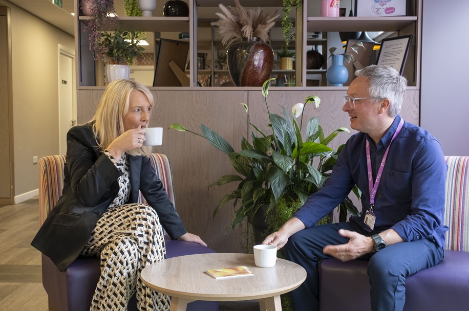 Simon Community Scotland benefits as Cala showhome furniture finds new home