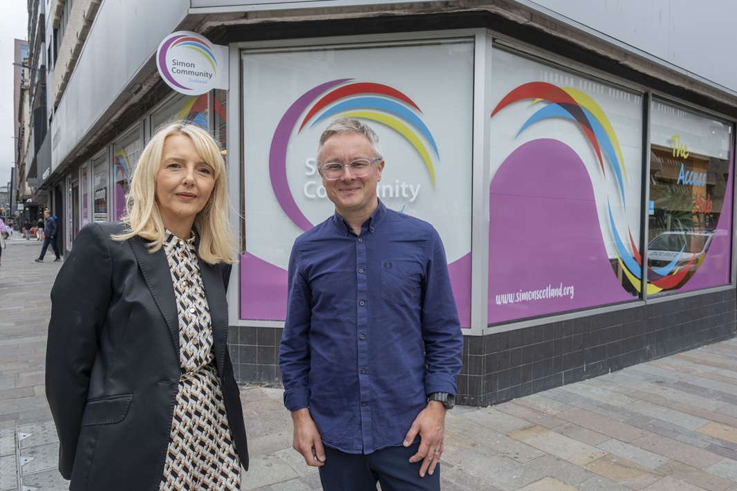 Simon Community Scotland benefits as Cala showhome furniture finds new home