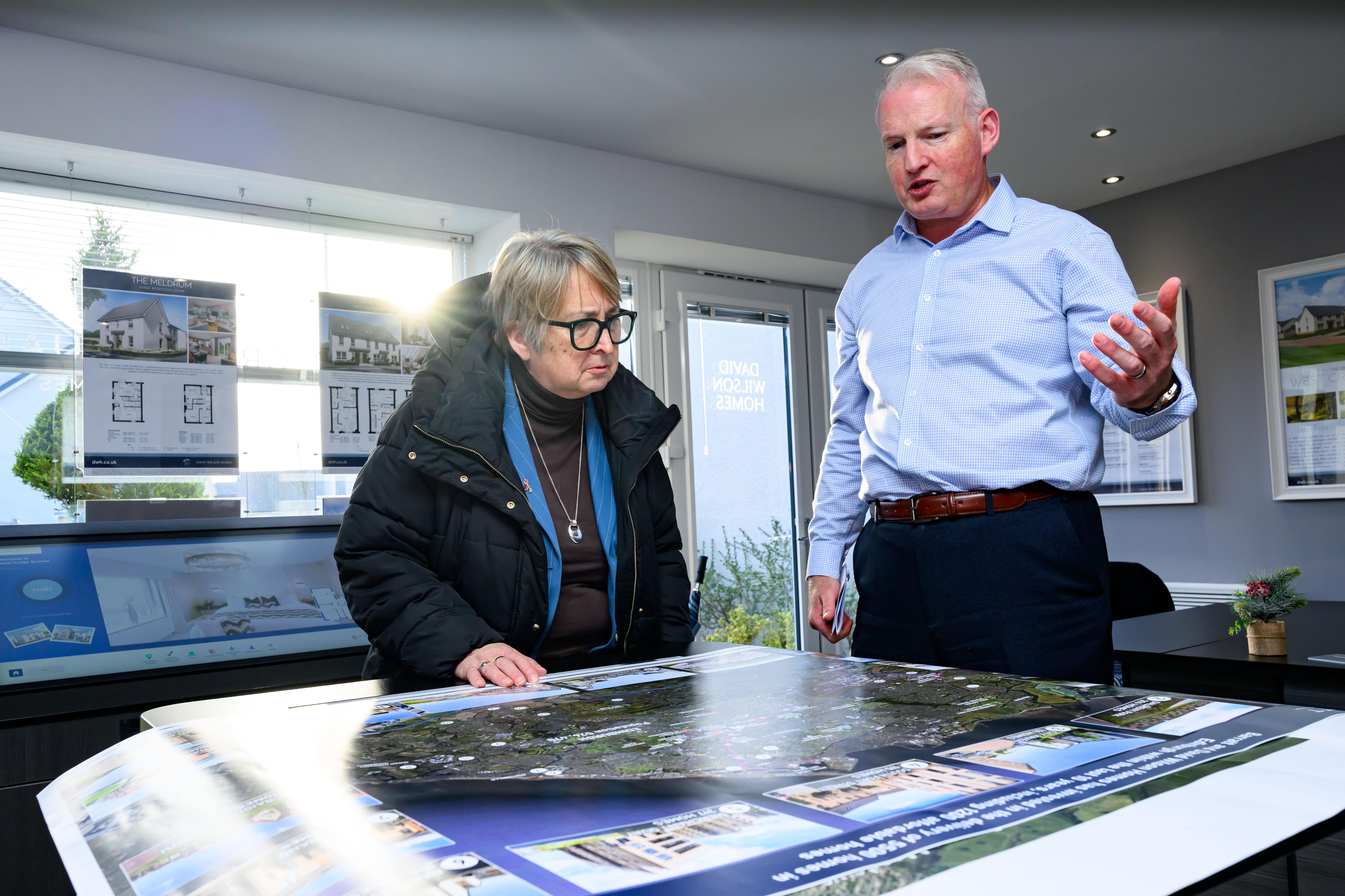 Edinburgh MP visits housing development to celebrate award-winning project manager