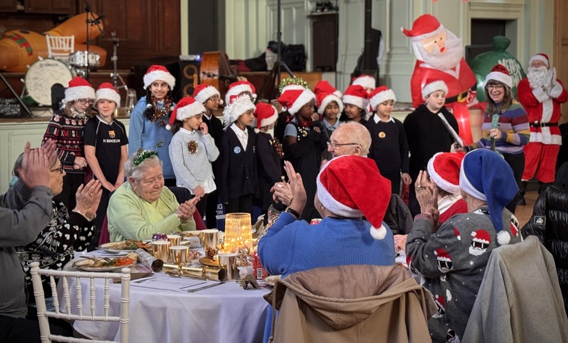 Govan Housing Group spreads Christmas cheer