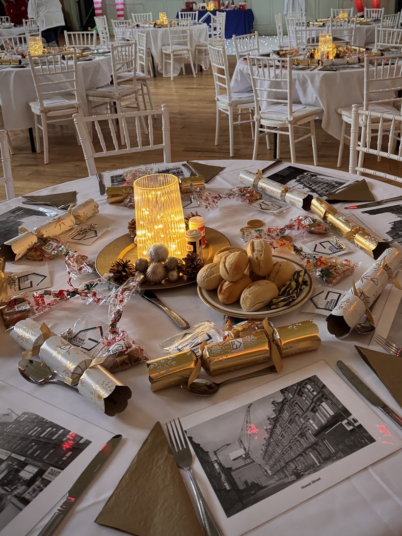 Govan Housing Group spreads Christmas cheer