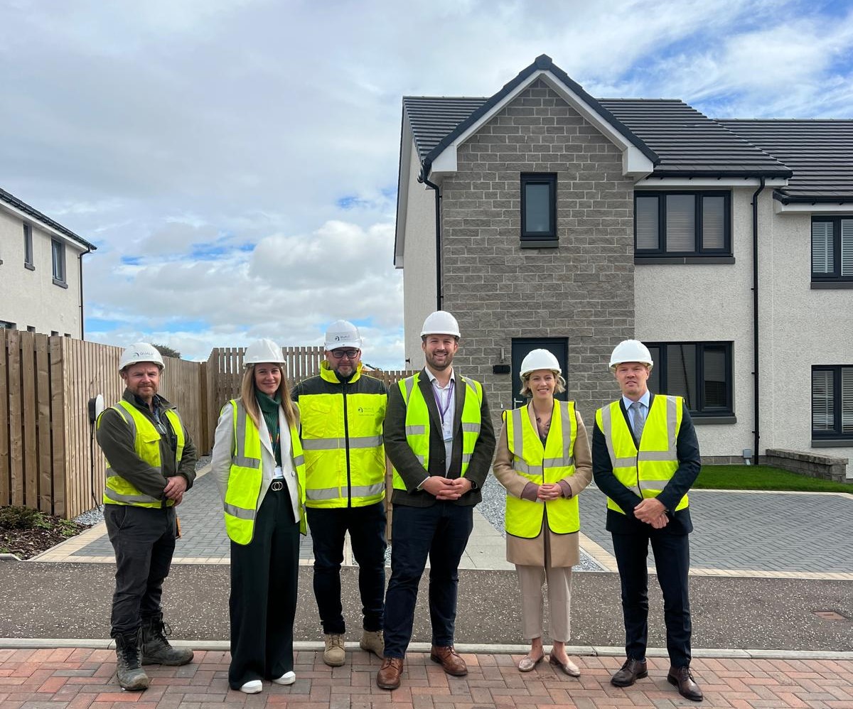 Kingdom welcomes Jenny Gilruth MSP to Kinglassie affordable housing development