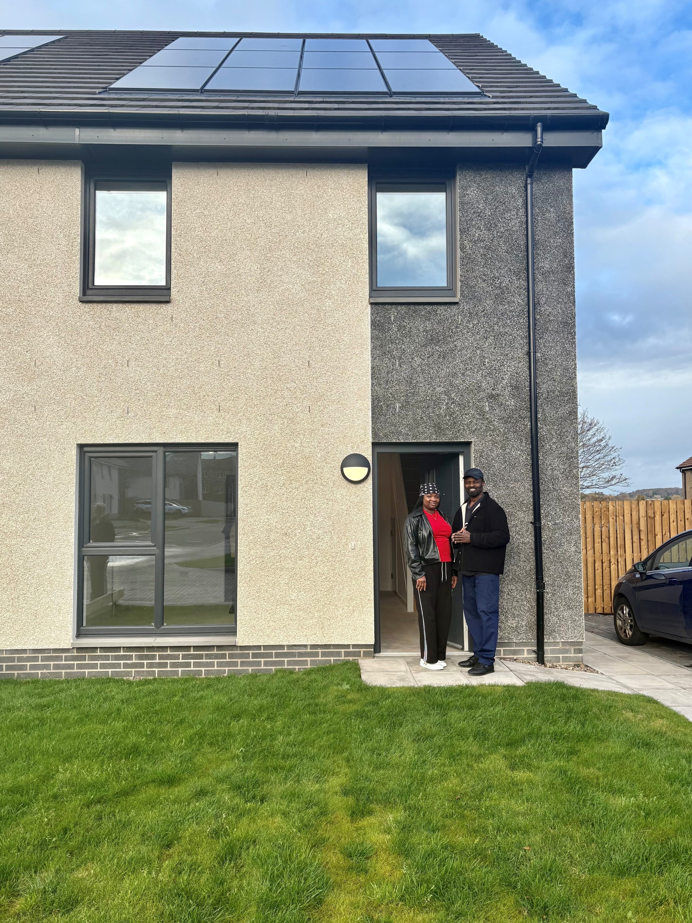Tenants welcomed to new Caledonia homes in Dundee