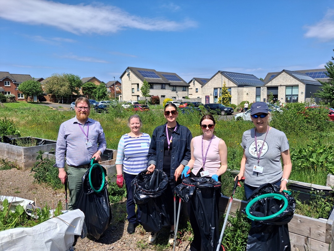 Thenue staff and communities provide double helping of volunteering