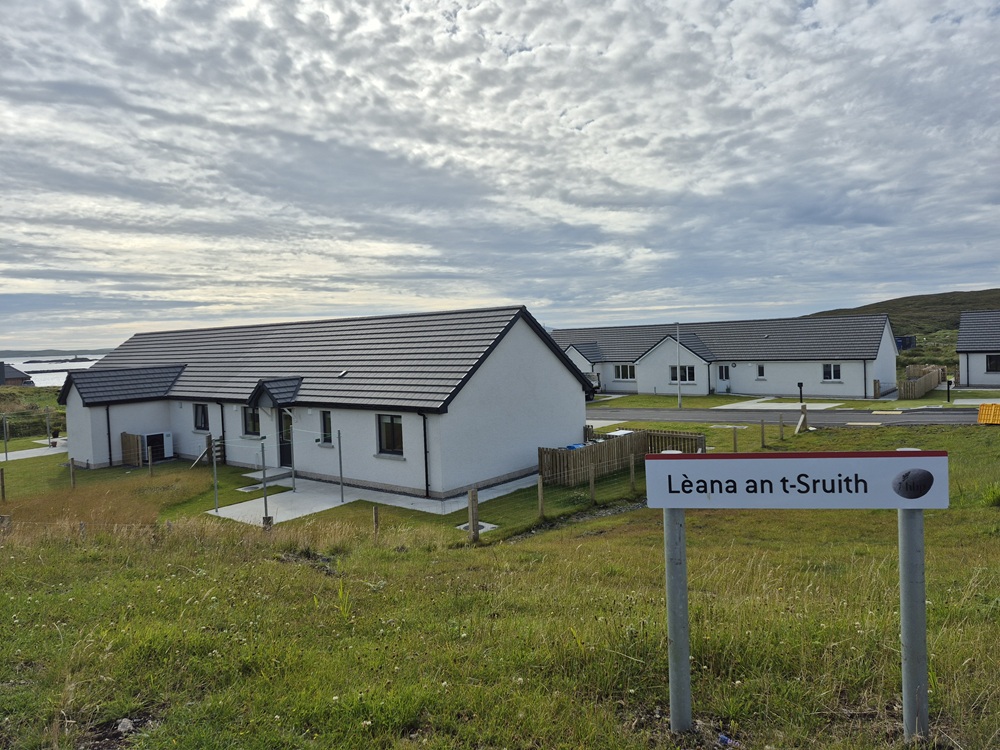 First Minister officially opens new homes on Isle of Harris