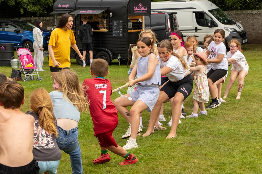 Hundreds enjoy free family day at  Hillcrest Picnic in the Park