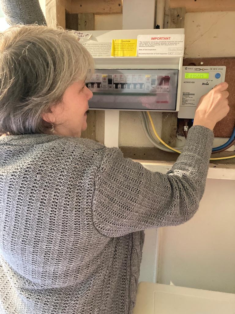 Support hub delivers almost £800,000 fuel poverty boost for island households