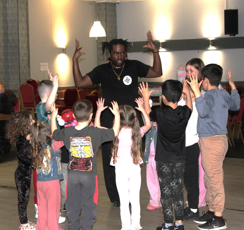 Family joy at Linthouse spring fun day