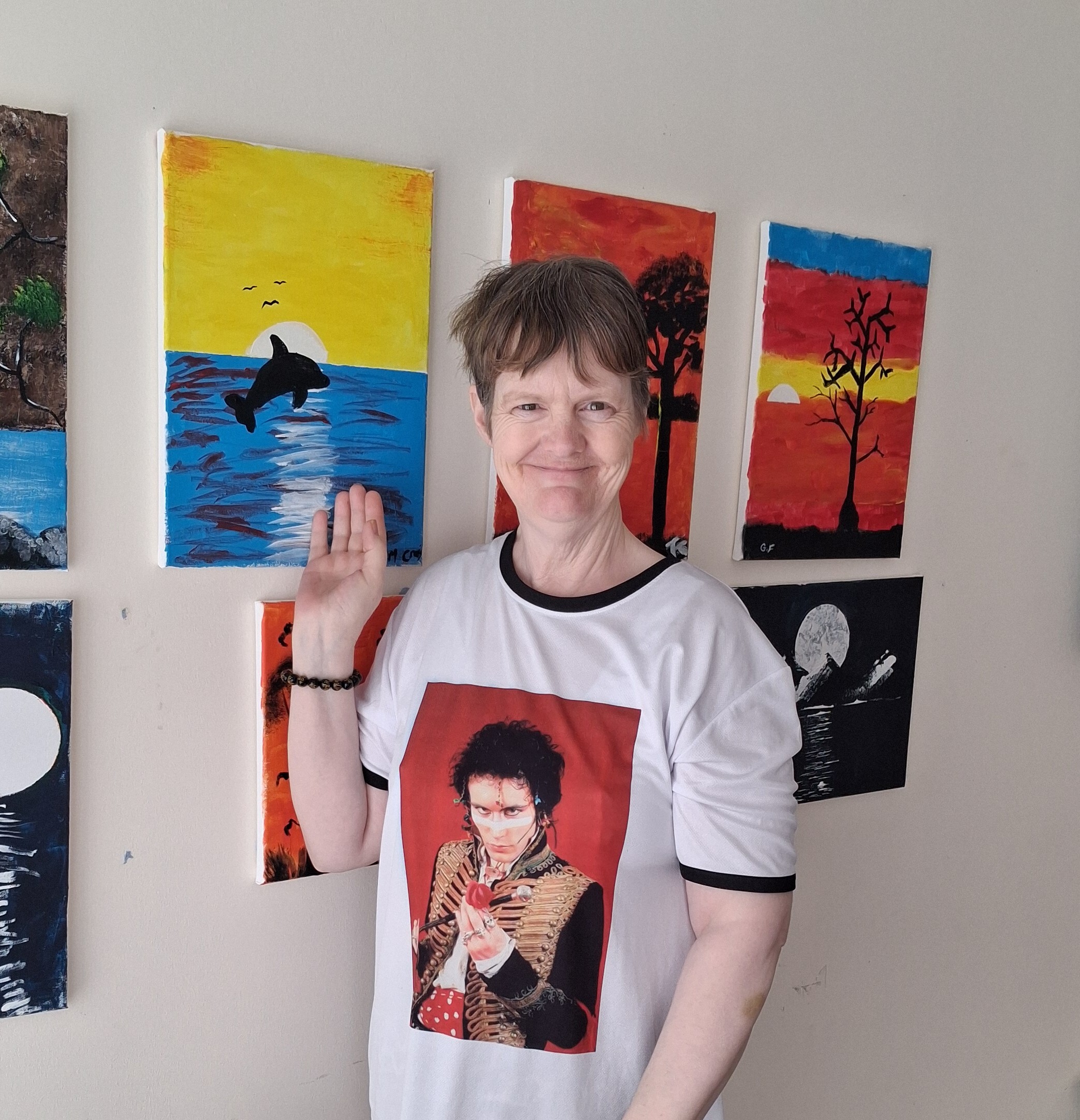 Art classes bring colour and connection to Wheatley tenants