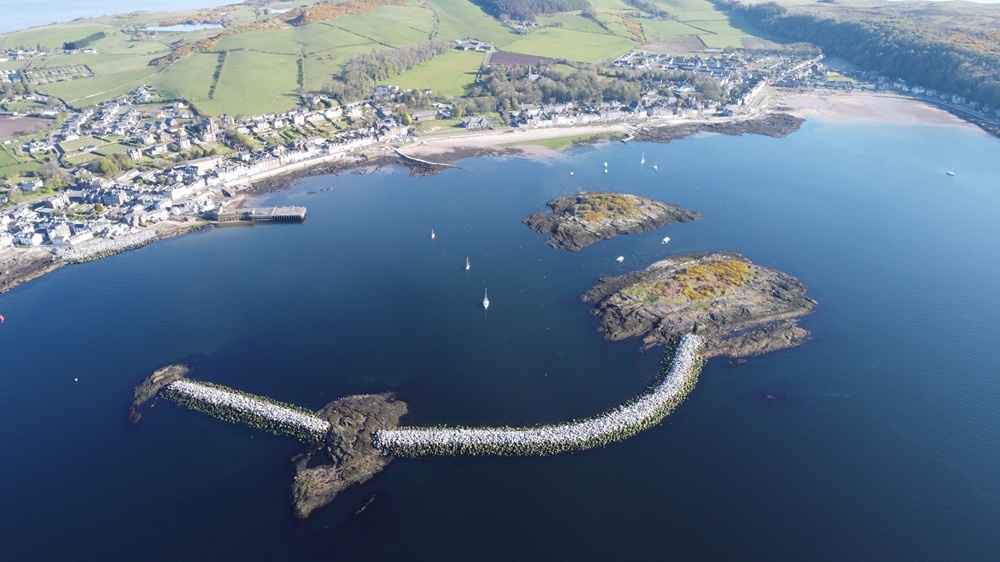 Plaque unveiled to mark success of Cumbrae flood protection scheme