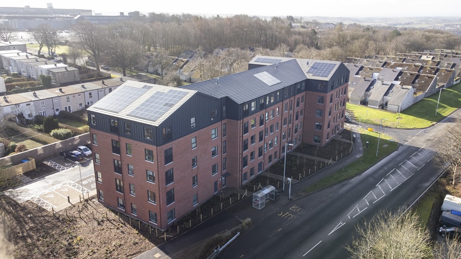 Sanctuary welcomes Màiri McAllan to mark completion of Cumbernauld affordable homes