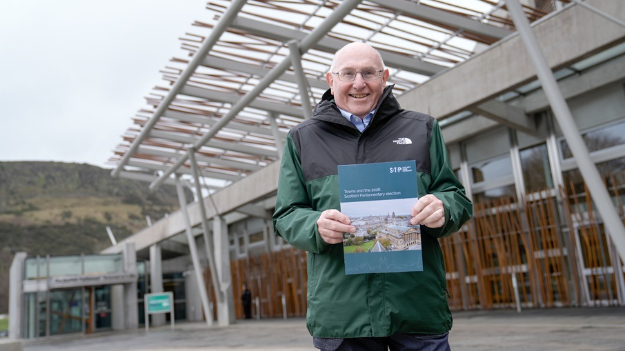 Political parties urged to reinforce commitment to the future of Scotland’s towns