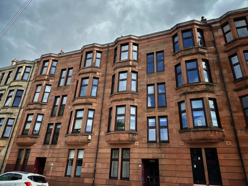 Govan homes benefit from major tenement window upgrade