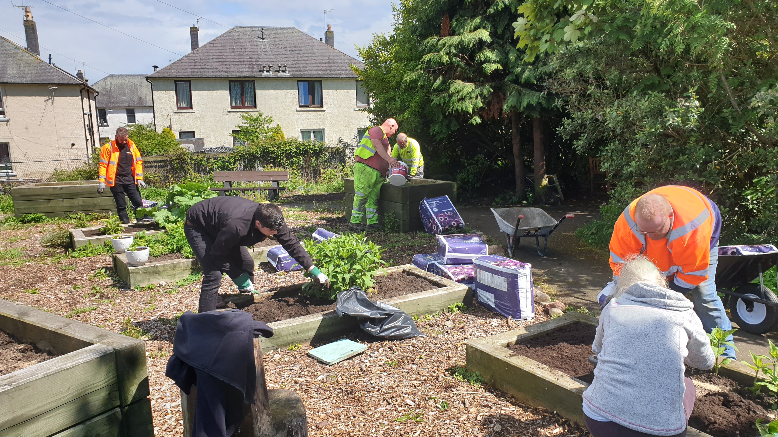 Torry Heat Network developers help at community engagement day