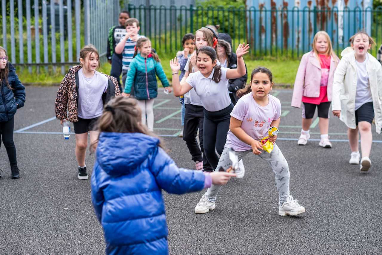 Allied Vehicles Charitable Trust donates £12,500 to improve health and wellbeing in Glasgow