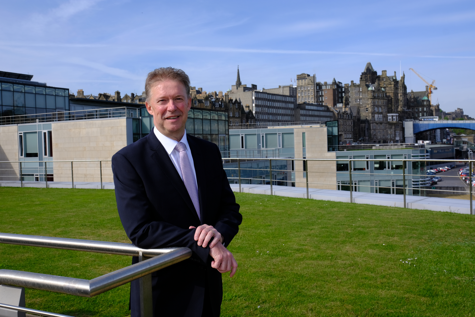 Andrew Kerr to retire as City of Edinburgh Council chief executive