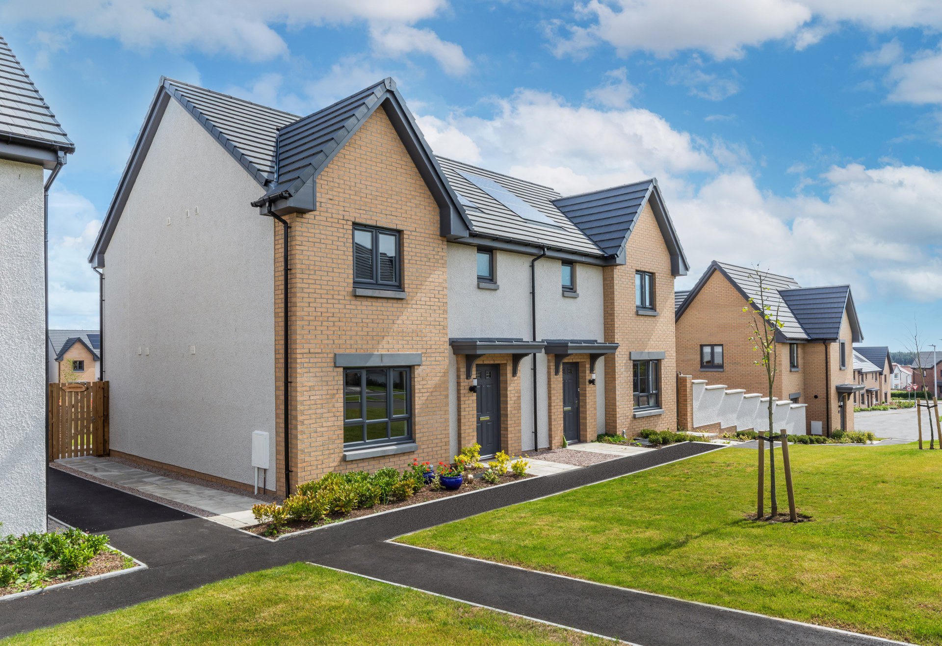 Barratt to create more than 2,300 new homes across 14 new sites