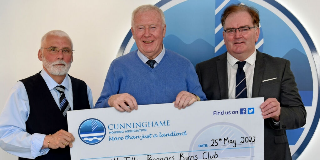 Cunninghame donates £1,000 to Barrmill Jolly Beggars Burns Club