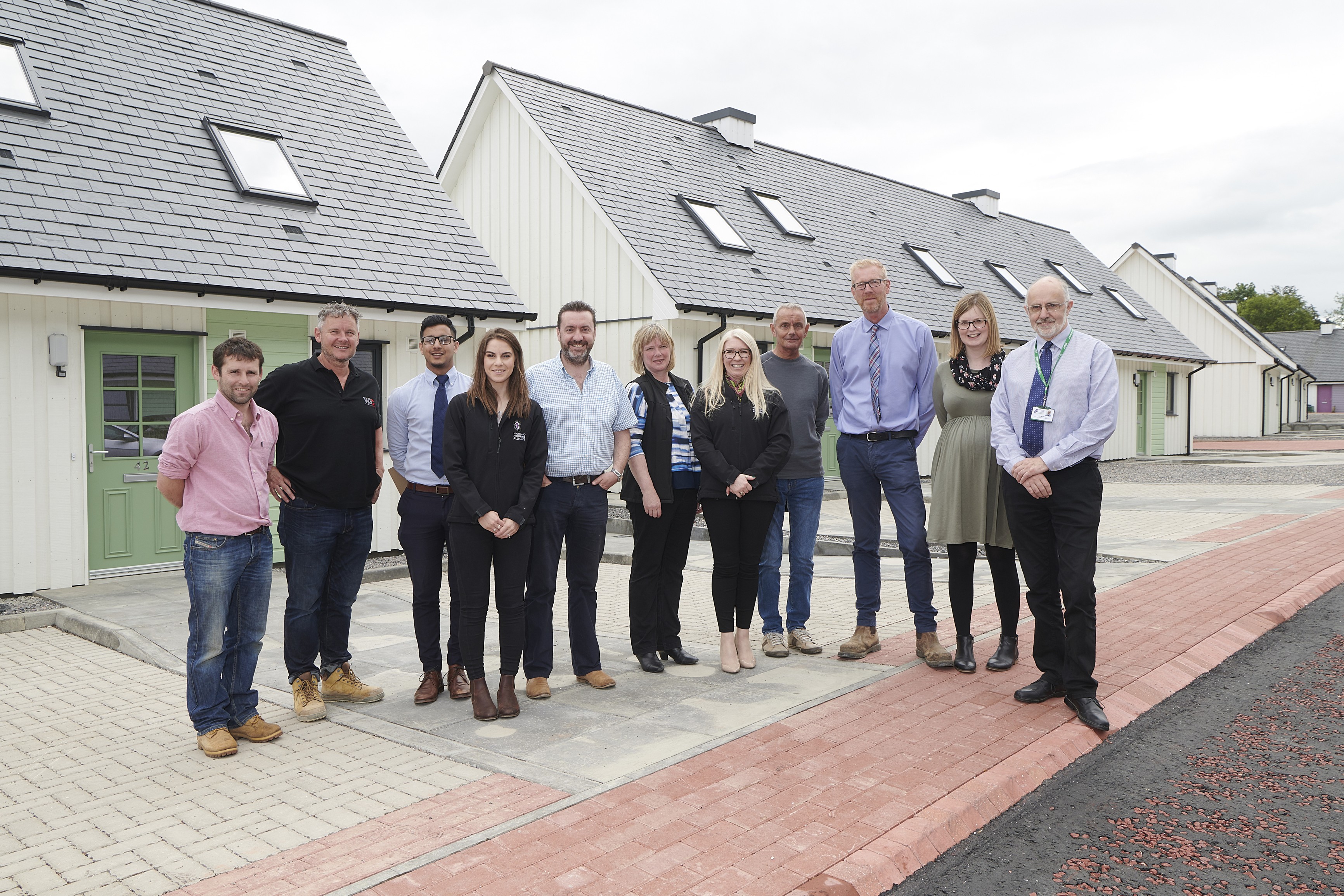 Handover marks completion of 92-home Highlands development