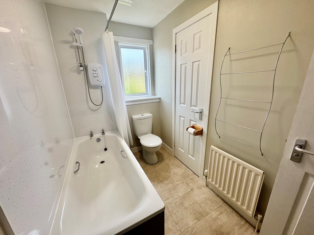 Bathroom replacement programme completed at Rosehill Housing Association