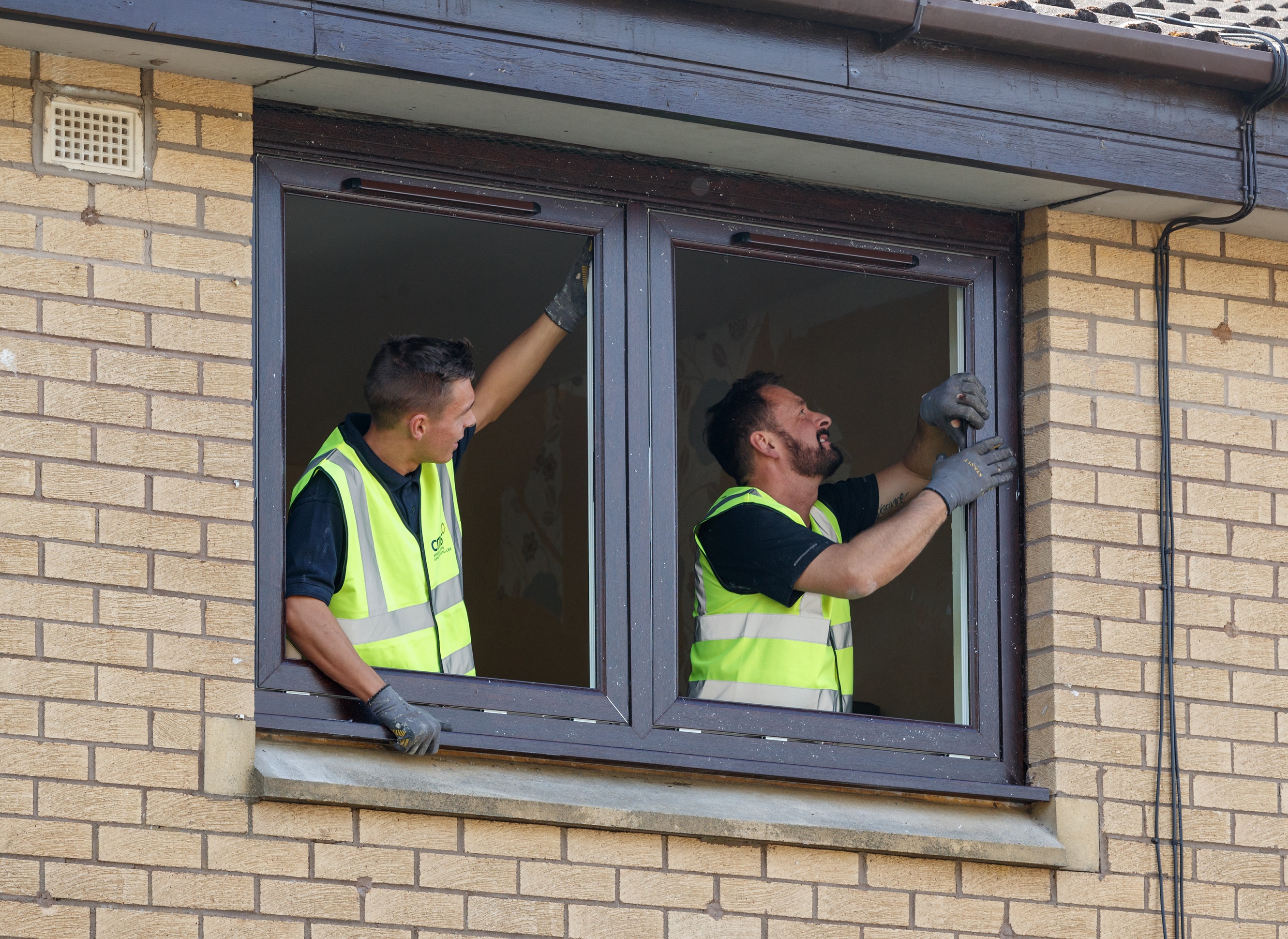 CMS gives hundreds of Ferguslie Park homes a bright new outlook