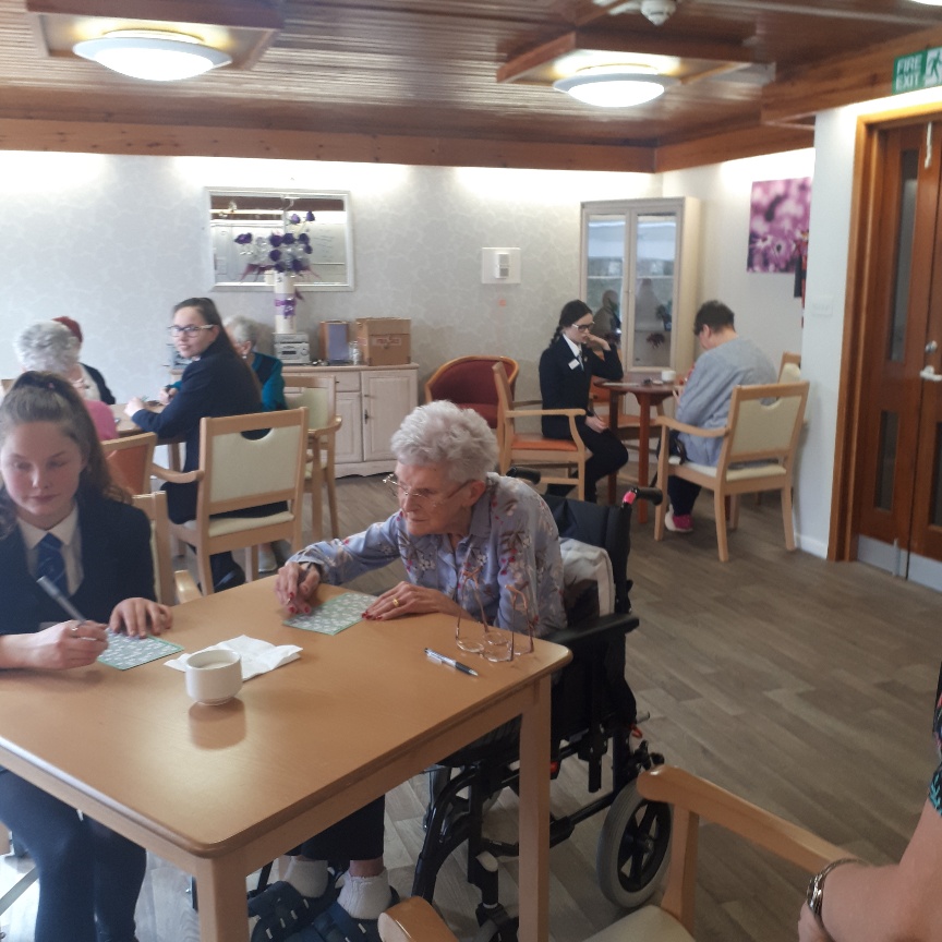 Glasgow pupils help tackle loneliness with Bield