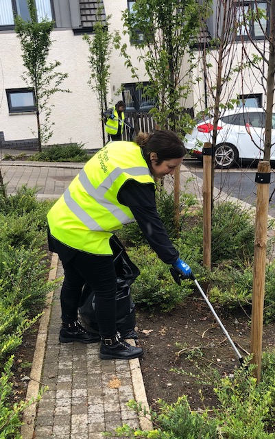 Craigmillar community comes together for week of action to clean up neighbourhood