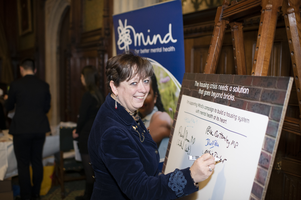 UK: Research into housing and mental health link showcased at Westminster