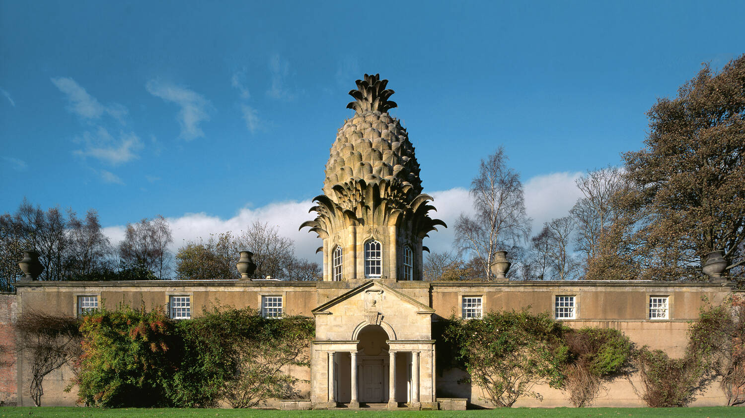 National Trust for Scotland formally objects to housing plan adjacent to Dunmore Pineapple