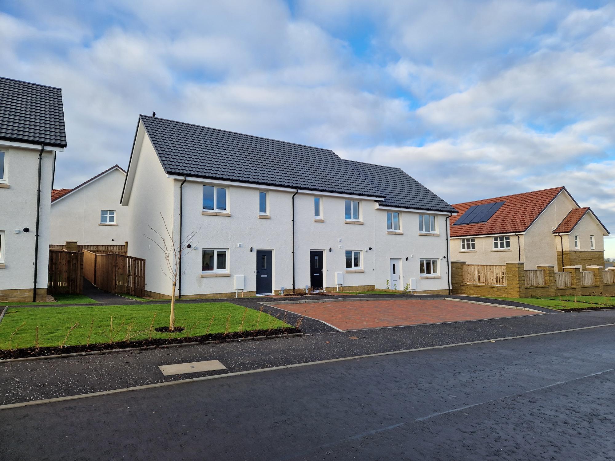 WSHA welcomes first tenants to new homes in Doonfoot