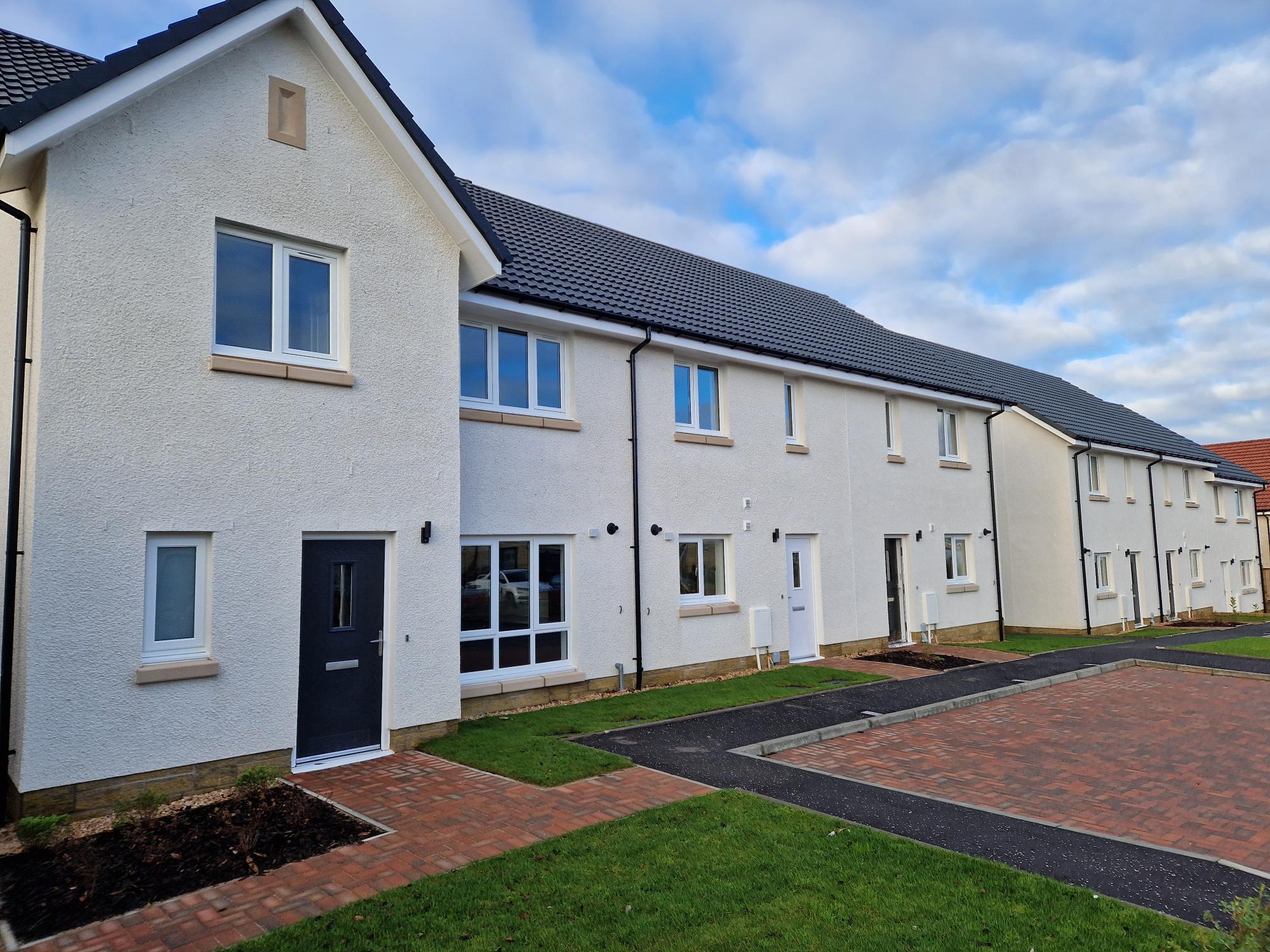 WSHA welcomes first tenants to new homes in Doonfoot