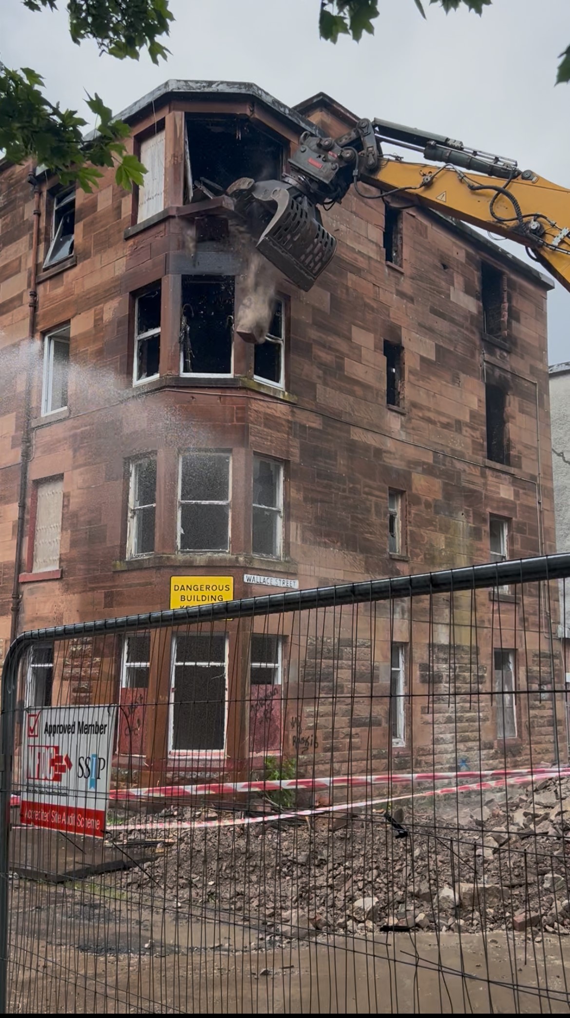 Clune Park flats demolition begins