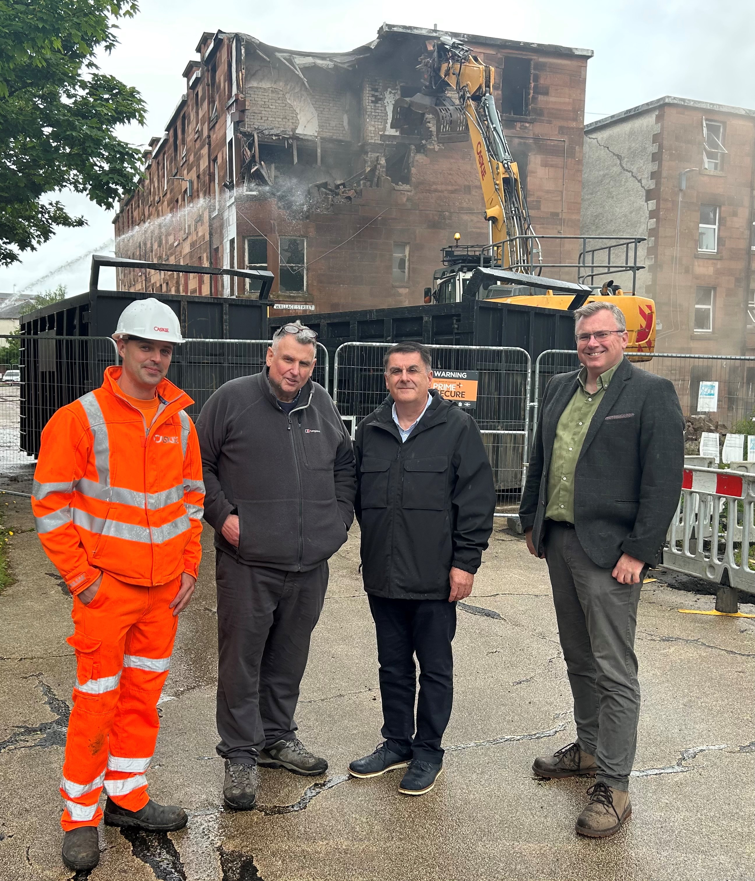Clune Park flats demolition begins