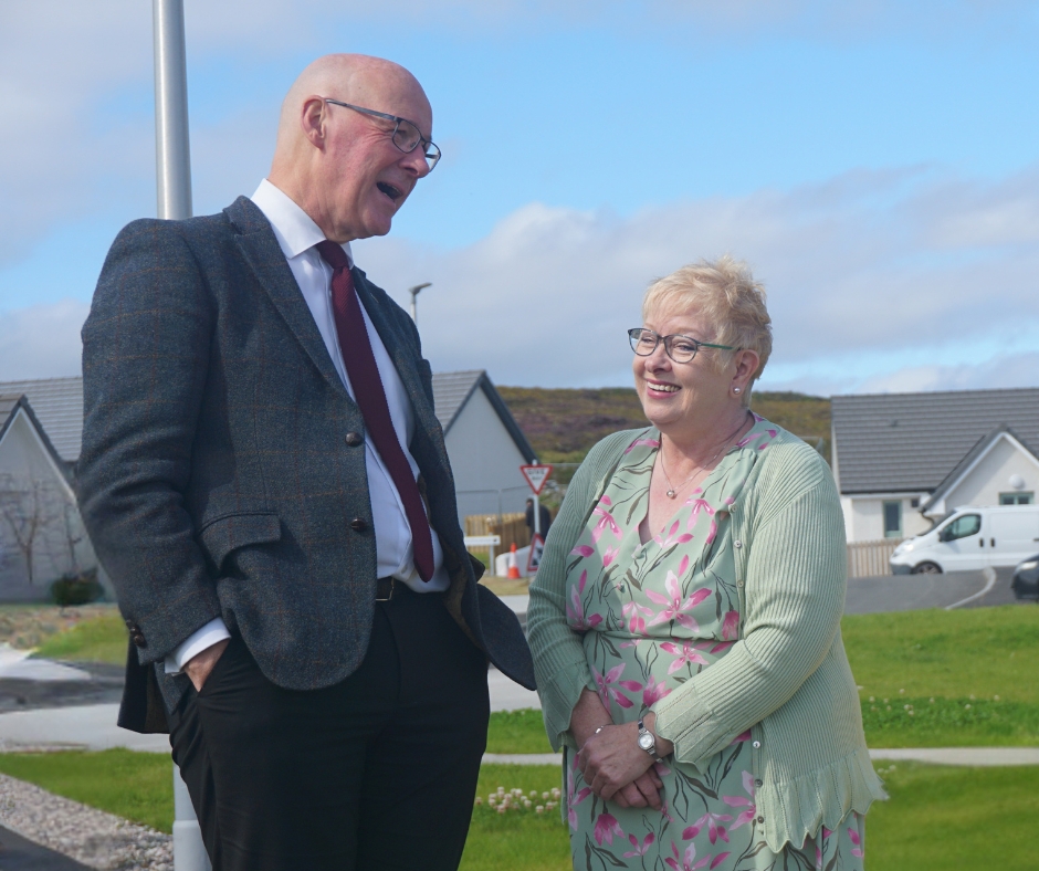 First Minister visits HHP
