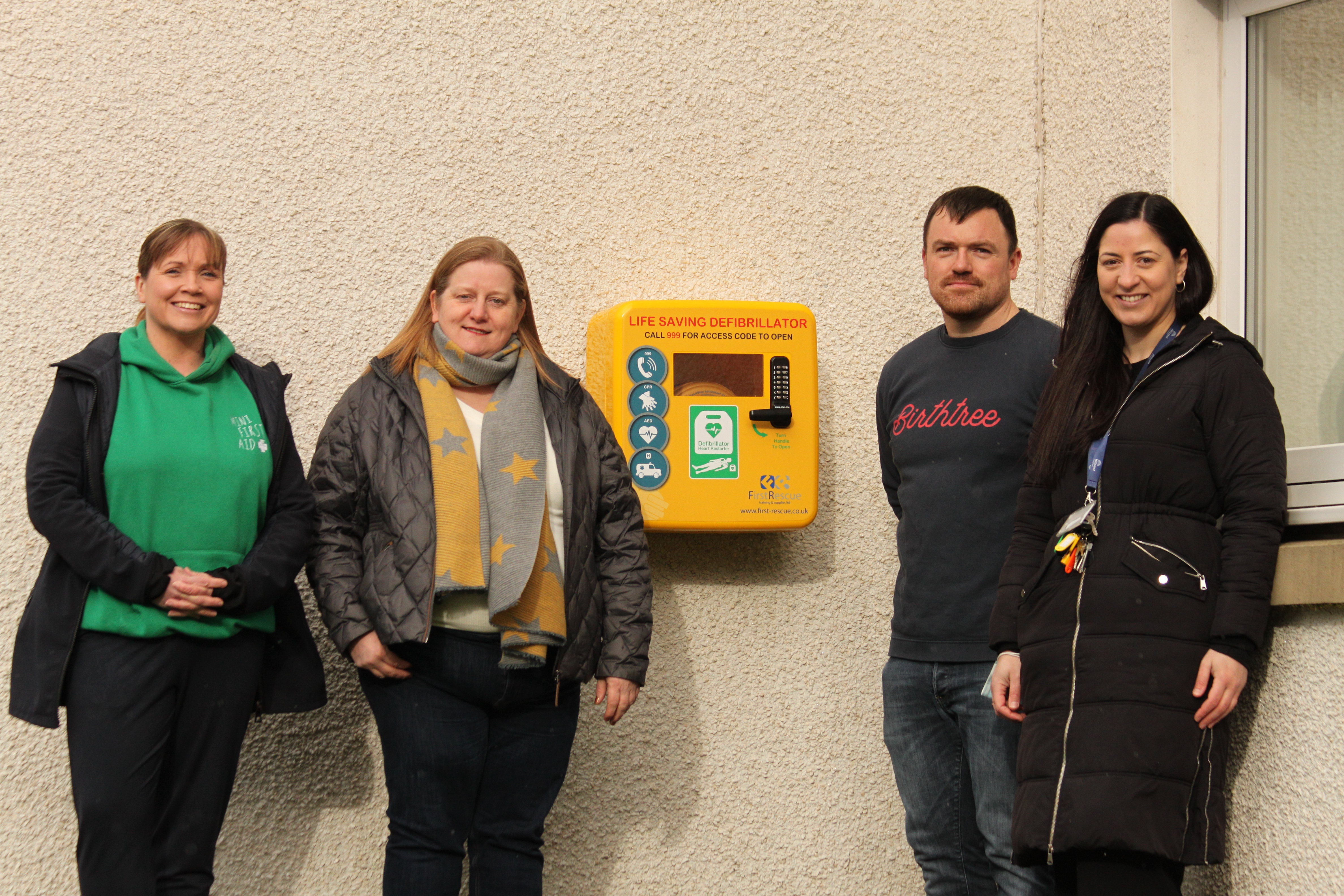 Kirkliston man teams up with Hillcrest to have life-saving defibrillator installed