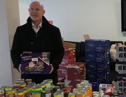 Glasgow's Lord Provost plays Santa to Milnbank residents