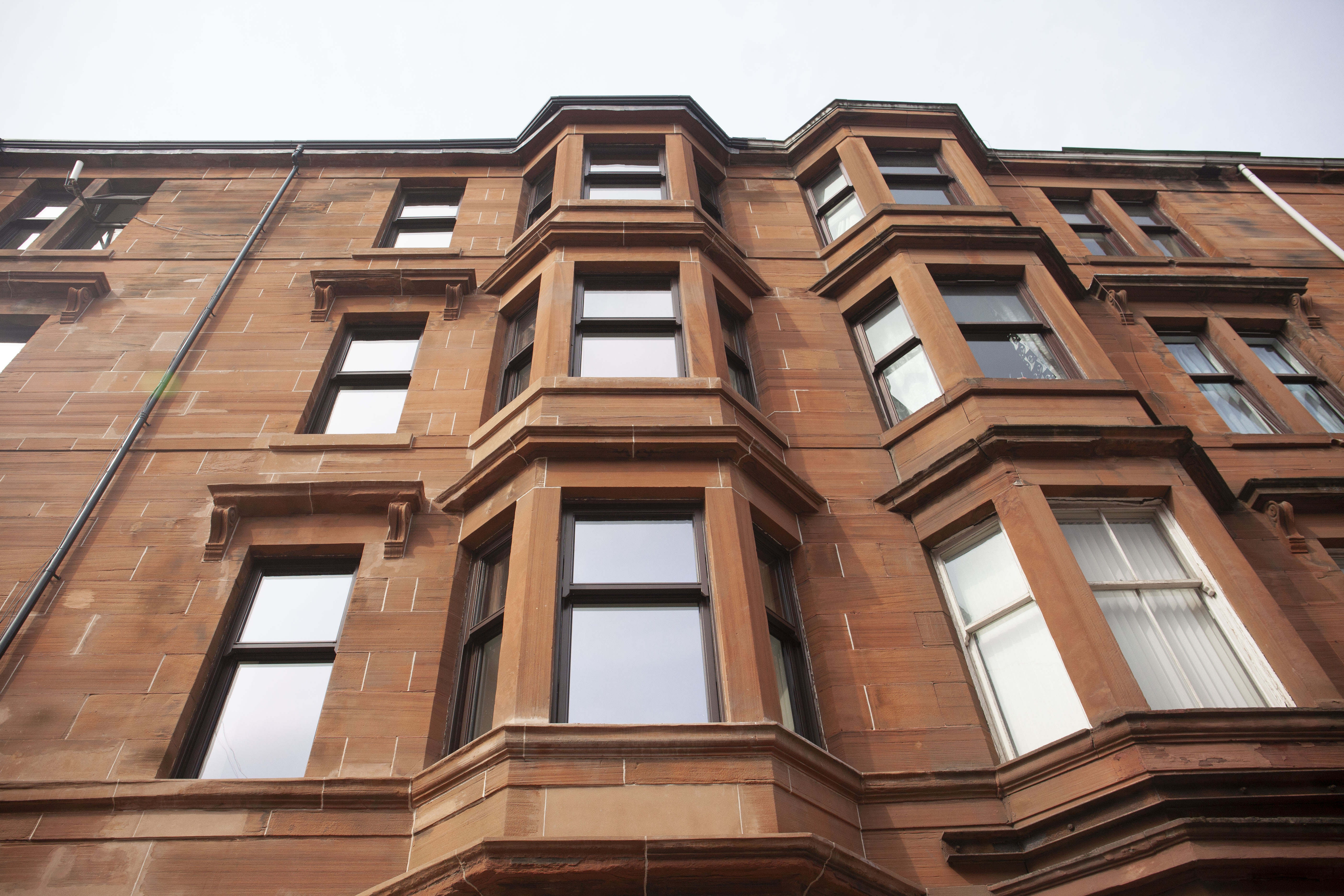 Linthouse to begin tenement window replacement works