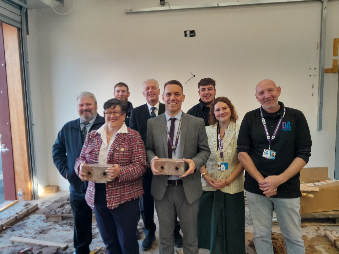 Persimmon donates materials to Dundee and Angus College