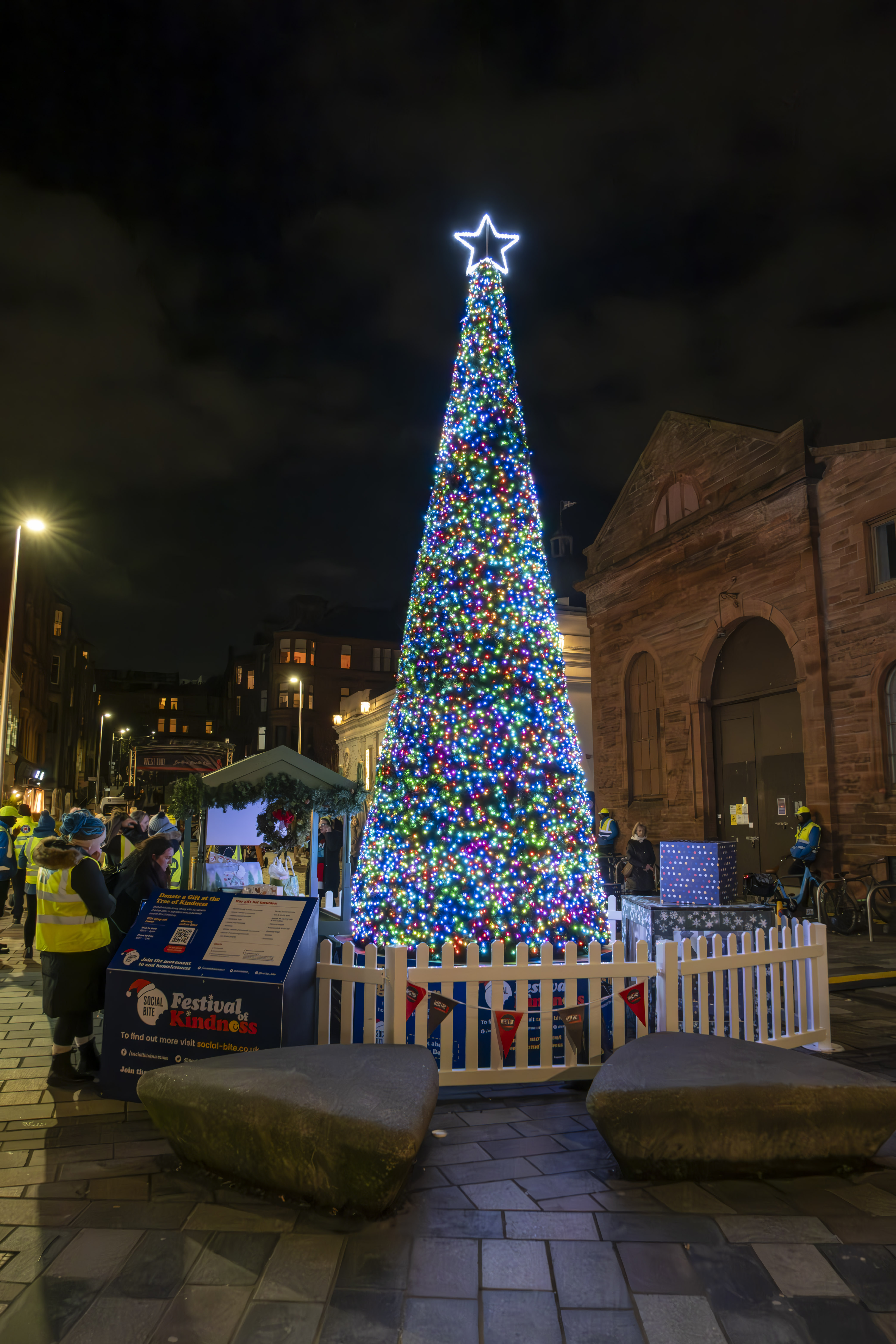 Social Bite and itison return with festive poverty campaign