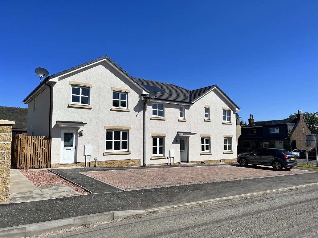 Tenants praise ‘amazing’ new homes in Falkirk