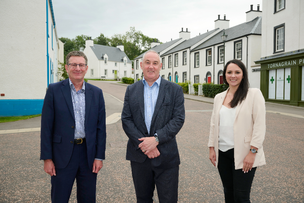 Housing minister visits sustainable and diverse Tornagrain community