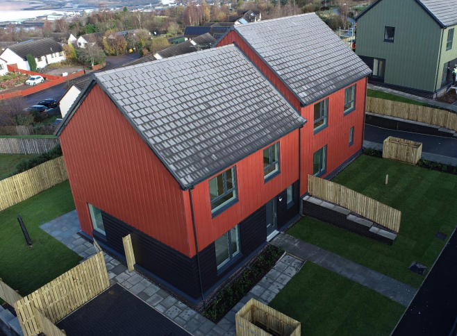Link Group hands over first ten homes at Fort William development