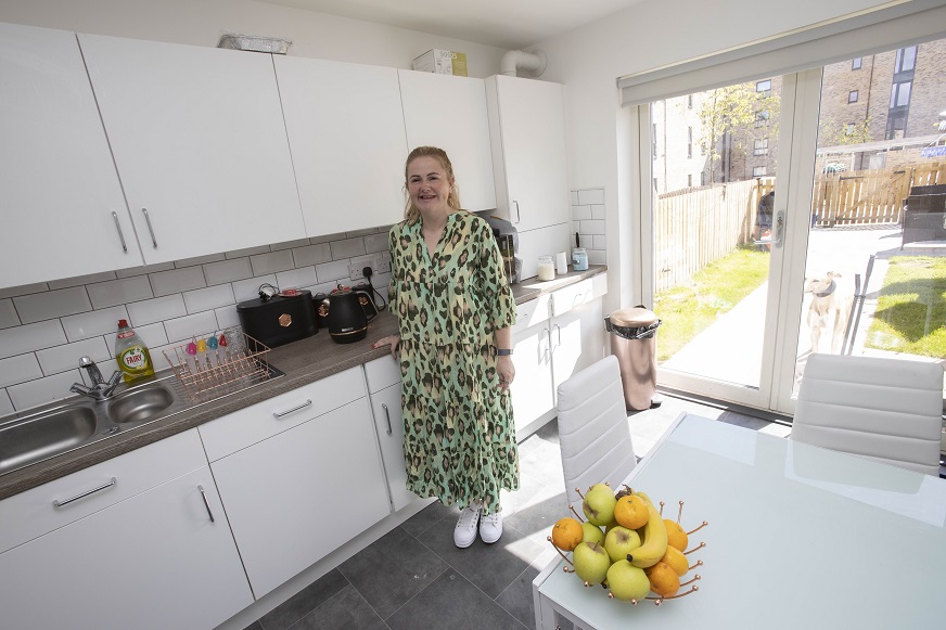 Edinburgh mid-market rent initiative reaches first 250 tenants