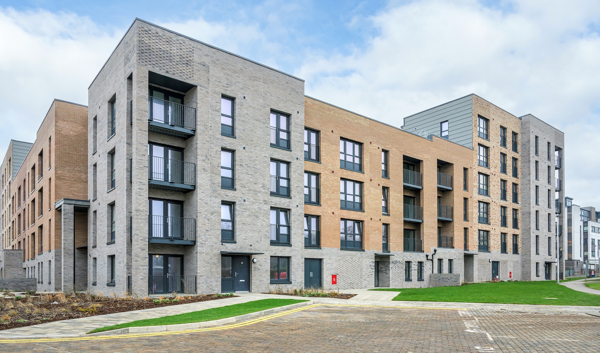Edinburgh Council and CCG win award for net zero homes development