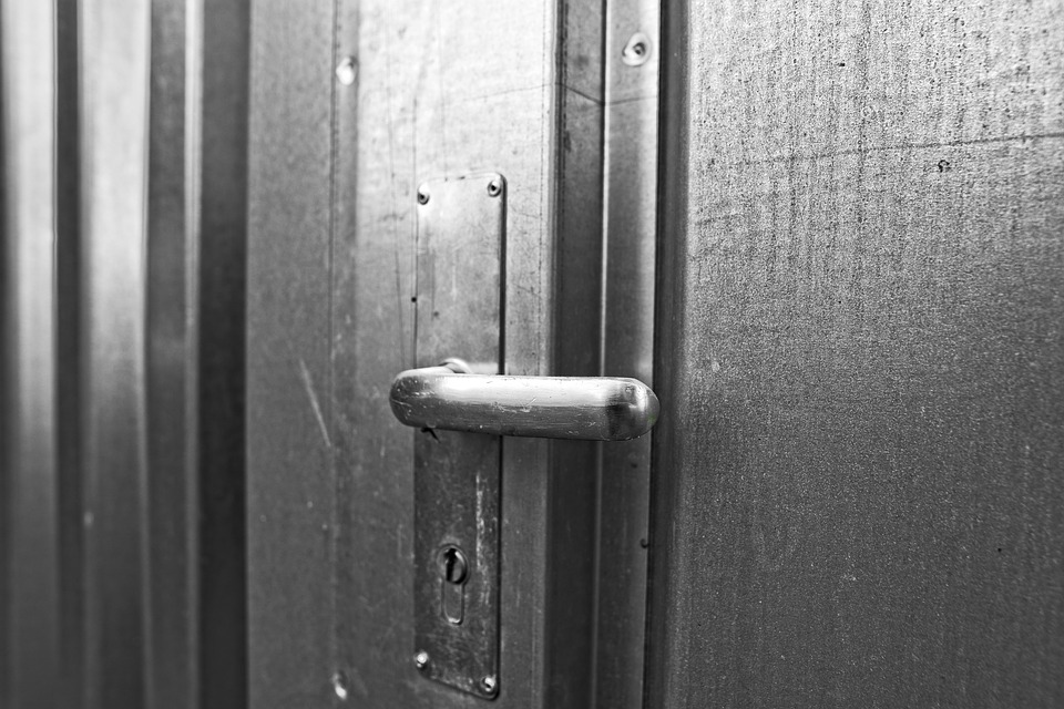 Serco and Home Office urged to halt lock change notices until legal clarification