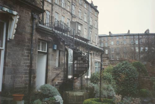 Edinburgh Council to progress tenement buy back offer