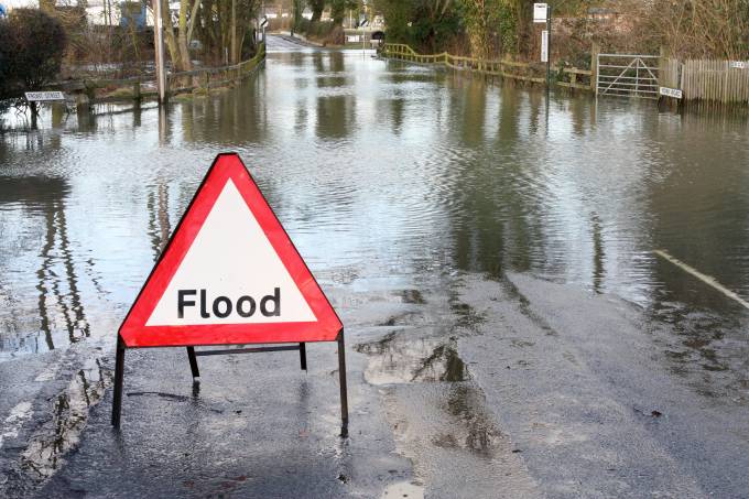 RICS relaunches updated consumer flooding guide amid extreme weather events