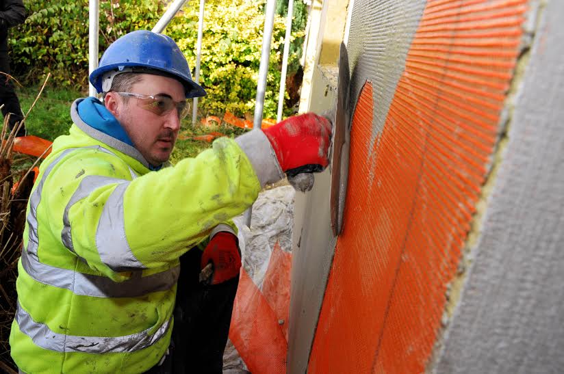 Labour pledges £6bn retrofitting investment to end fuel poverty in Scotland