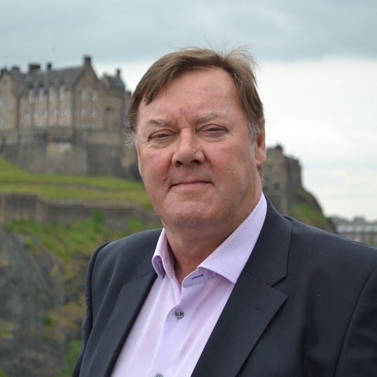 Shelter Scotland director Graeme Brown steps down